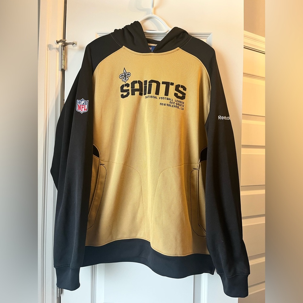Reebok NFL Black and Tan Pull Over Hoodie